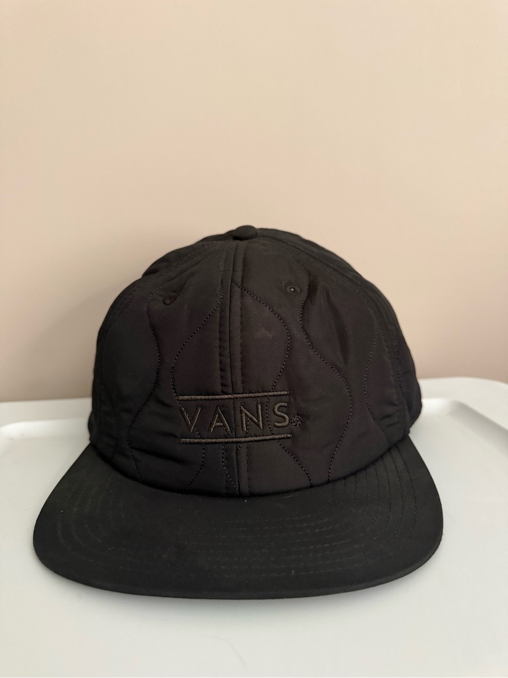 NWOT Vans Men's Black Quilted Logo Thermal Cap SnapBack